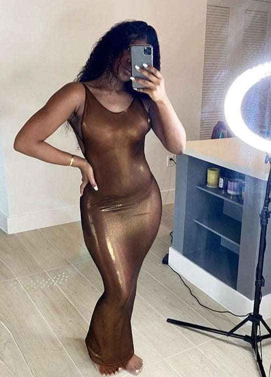 Heidi-Mode | Metallic O-Ausschnitt Offene Rückansicht Körperbeton Maxi Kleider