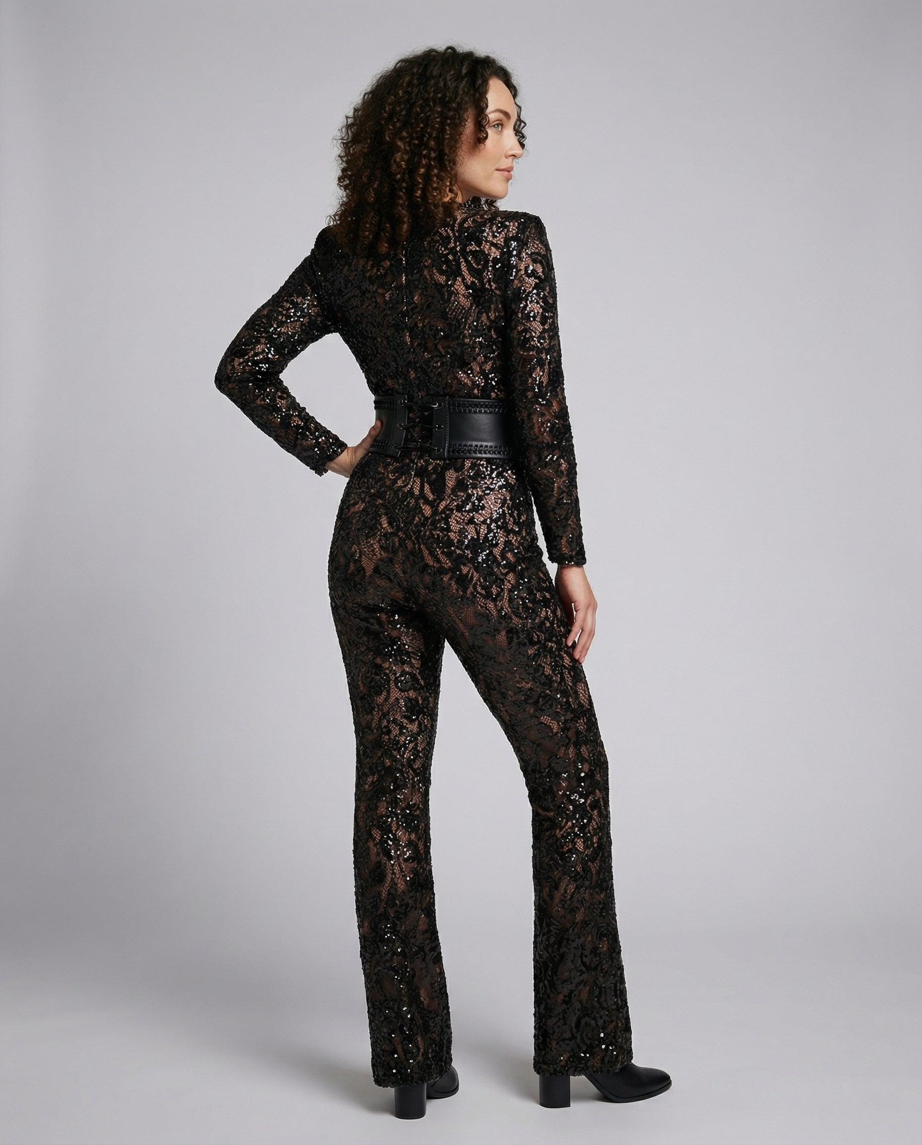 Heidi-Mode | Eleganter Spitzen Jumpsuit