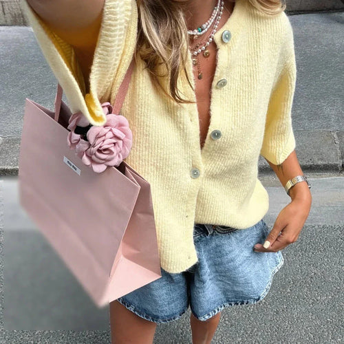 Heidi-Mode | Kurze Damenstrickjacke Winter