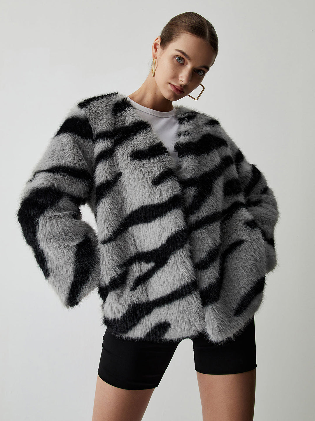Heidi-Mode | Graue Fluffy Pullover