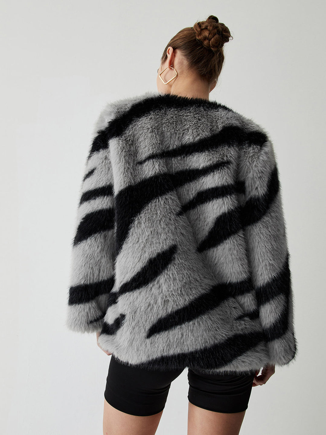 Heidi-Mode | Graue Fluffy Pullover