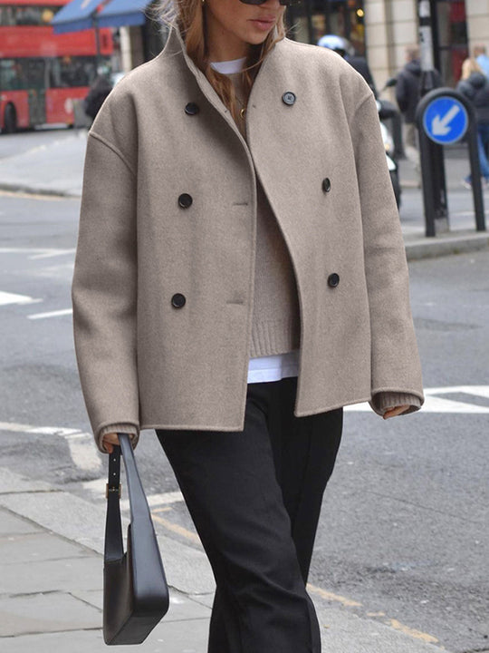Heidi-Mode | Damenjacke - Beige Kurze Wolljacke mit Stehkragen und Knopfverschluss