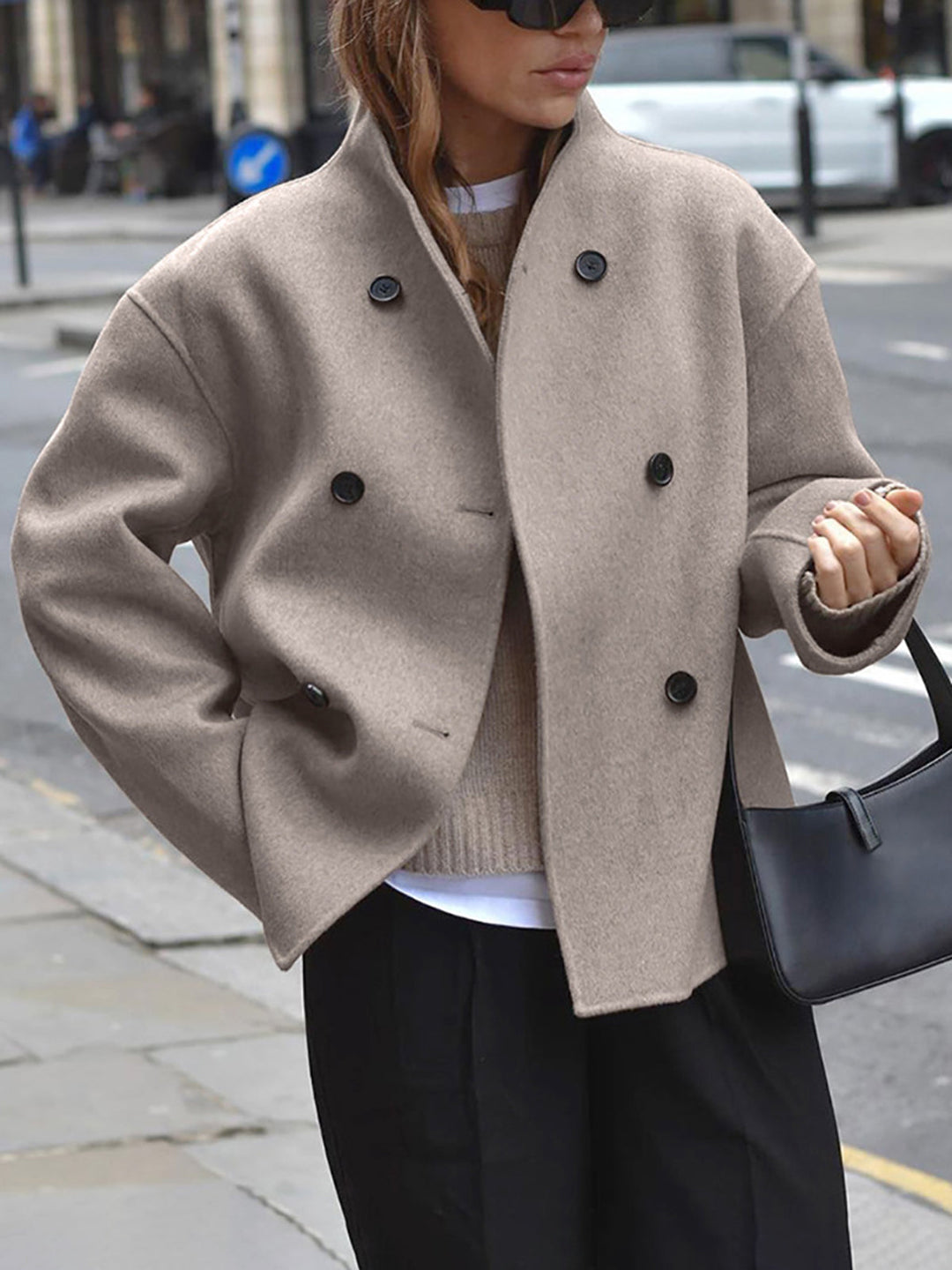 Heidi-Mode | Damenjacke - Beige Kurze Wolljacke mit Stehkragen und Knopfverschluss
