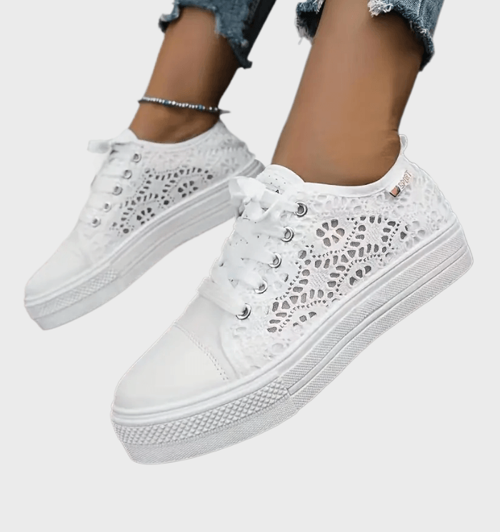 Heidi-Mode | Weiße Low Cut Sneaker zum Schnüren für Damen