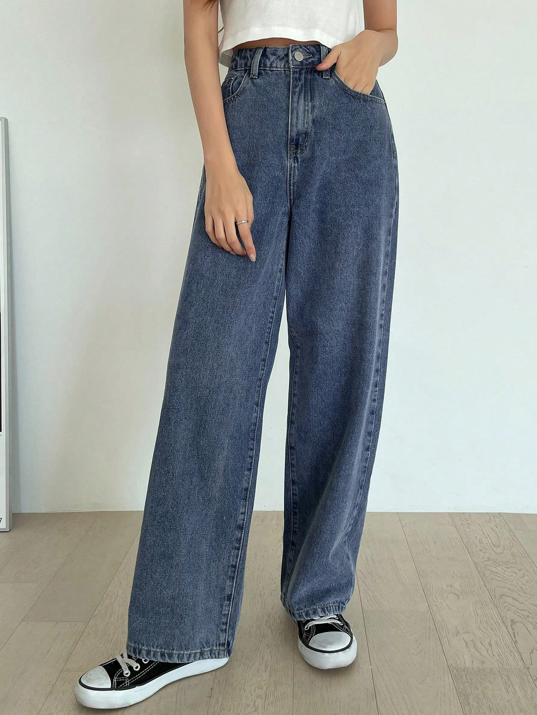 Heidi Mode | Hochtaillierte gewaschene Wide-Leg-Jeans