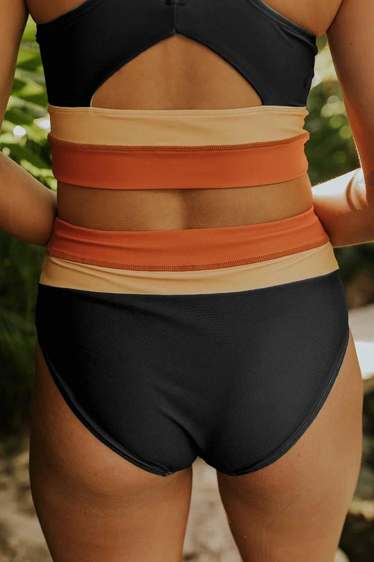 Heidi-Mode | Schwarzes Colorblock Cut Back Bikini-Set