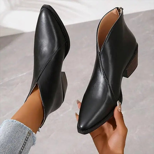 Heidi-Mode | Stiefeletten Zum Hineinschlüpfen, Stiefel Mit Spitzer Spitze Und Plateauabsatz