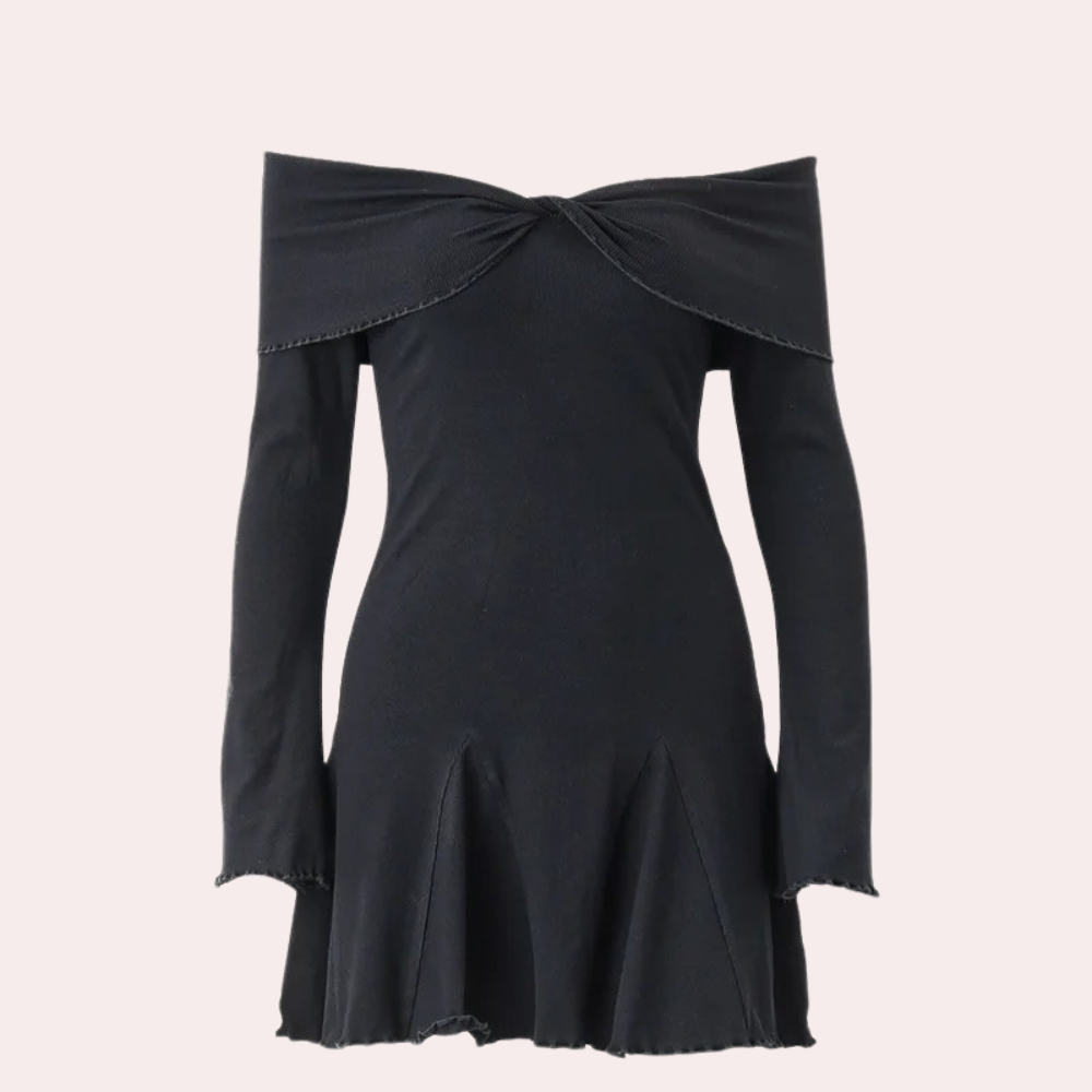 Heidi-Mode | Kurzes Schwarzes Kleid mit Entblößten Schultern