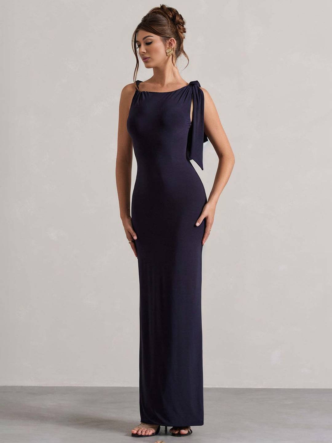 Heidi-Mode | Langärmeliges Ärmelloses Eng Anliegendes Kleid Damen mit Knopfdetails An Den Schultern für Einen Eleganten Abend