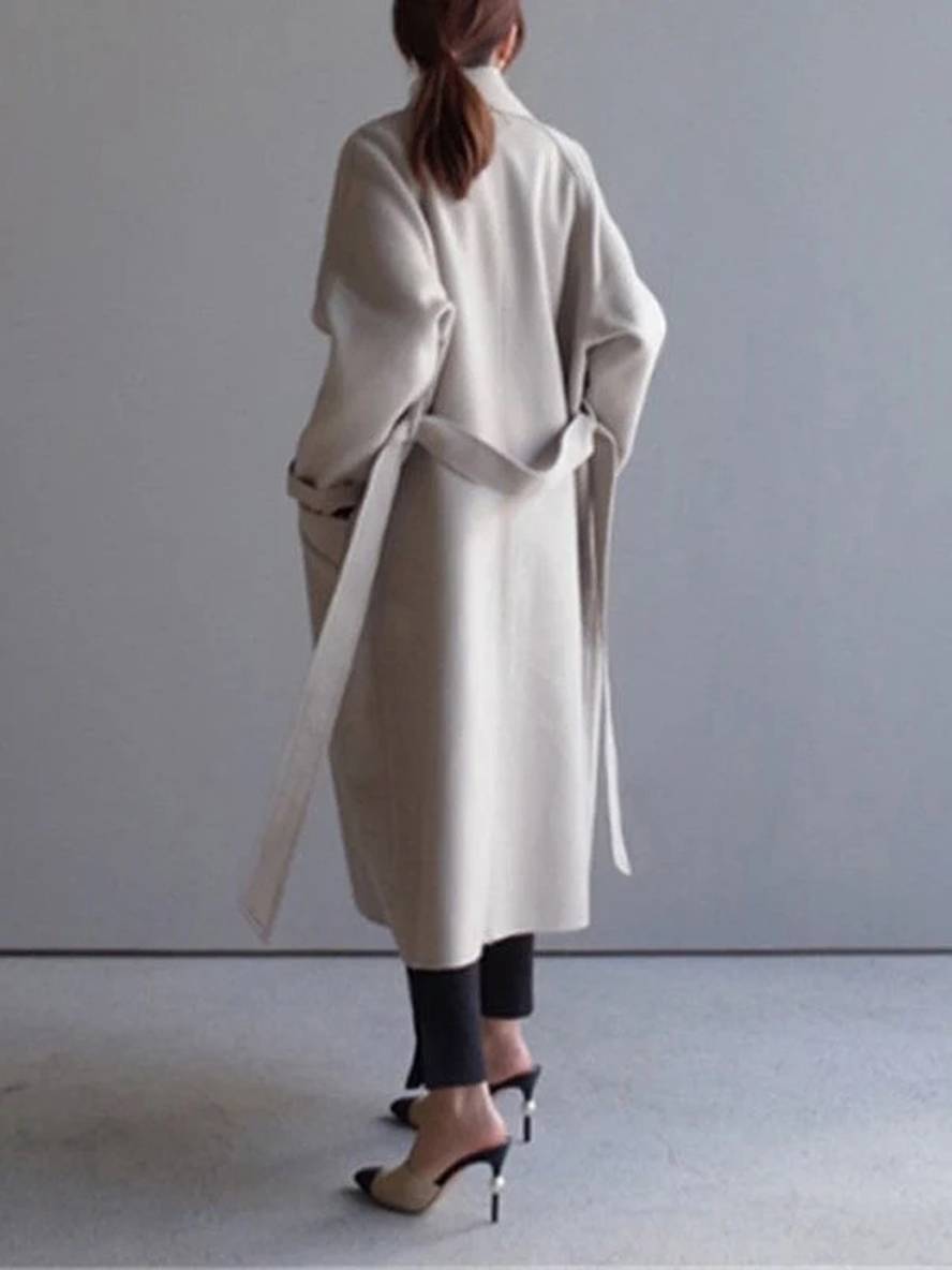 Heidi-Mode | Langer Wollmantel mit Doppelknopfverschluss Taschen Gürtel Ausschnitt V Damen Elegante Cabanjacke