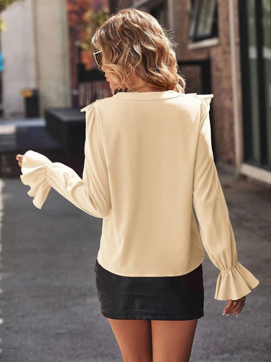 Heidi-Mode | Bluse mit Rüschen V-Ausschnitt Jabot Knopfleiste Ausgestellte Ärmel Lange Ärmel Damen Sanft Elegant
