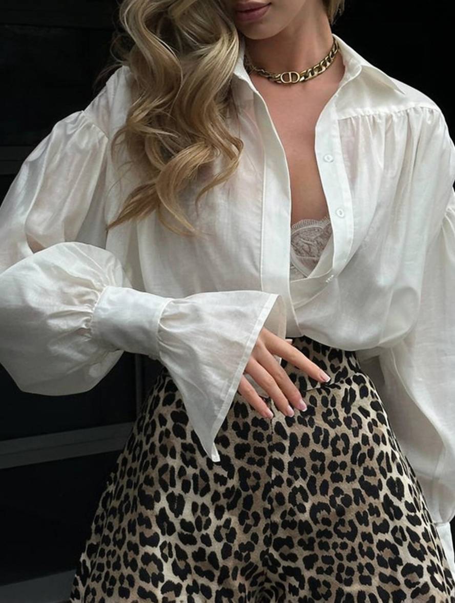 Heidi-Mode | Bluse Einfarbig Knopfverschluss Hemdkragen Ausgestellte Ärmel Lange Ärmel Damen Elegant Lässig Weit