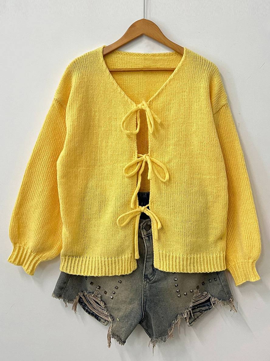 Heidi-Mode | Cardigan aus Grober, Einfarbiger Masche mit Schleife, Rundhals, Fallenden Schultern, Eleganter, Lässiger, Lockerer Pullover