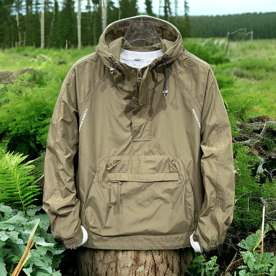 Heidi-Mode | Moderner Windbreaker mit Kapuze