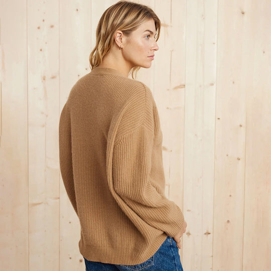 Heidi-Mode | Eng Anliegender Strickjacke für Frauen