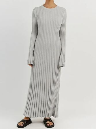 Lange gestrickte Kleid für Damen