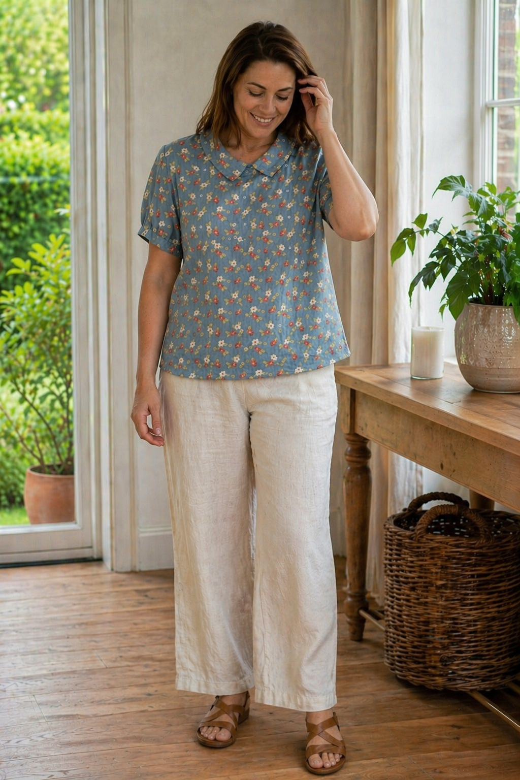 Heidi-Mode Damen Bluse Kurzarm mit Blumendruck und Kragen Locker
