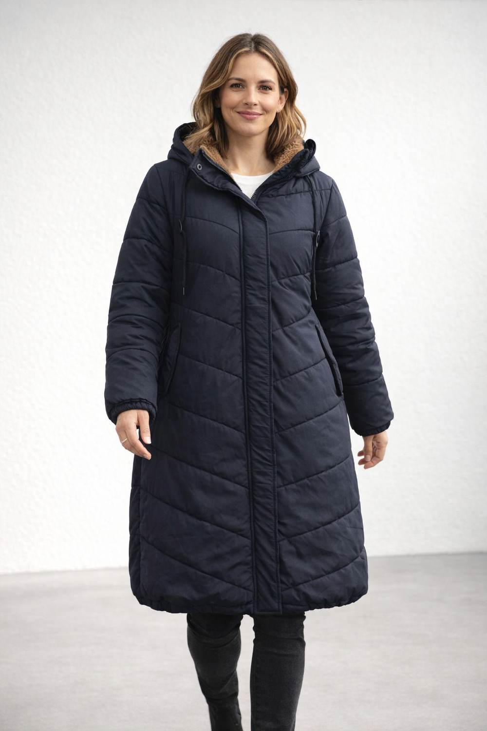 Damen Steppmantel mit Kapuze und Fleecefutter