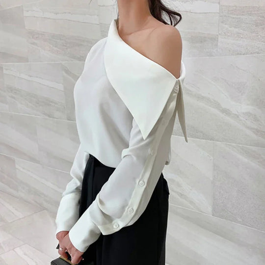 blouse voor dames met asymmetrische kraag