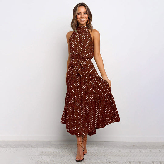 Elegantes langes Polka-Kleid