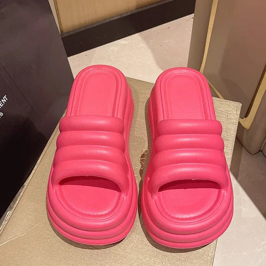 Heidi-Mode | Sommerliche Sandalen mit weichem Fußbett