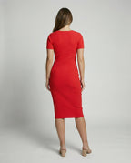 Geripptes, schmal geschnittenes Kleid