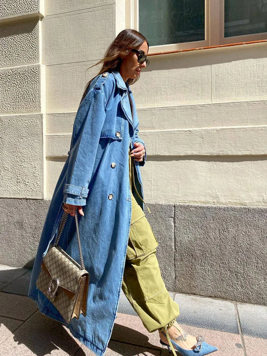 Heidi-Mode - Blauer stilvoller Denim-Trenchcoat für Frauen