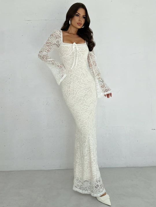 Heidi-Mode | Elegantes Maxi Kleid mit Spitze und Ausgestellten Ärmeln