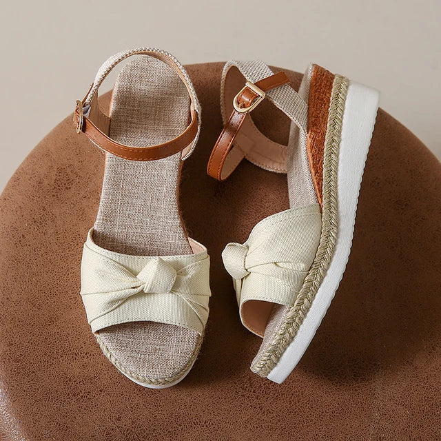 Flatform Espadrilles mit Retro-Stil Offene Zehen Schnalle Römische Sandalen