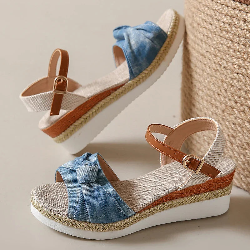 Flatform Espadrilles mit Retro-Stil Offene Zehen Schnalle Römische Sandalen