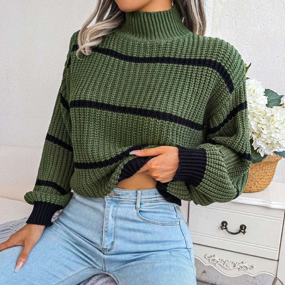 Gestreifter Strickpullover mit Rollkrage