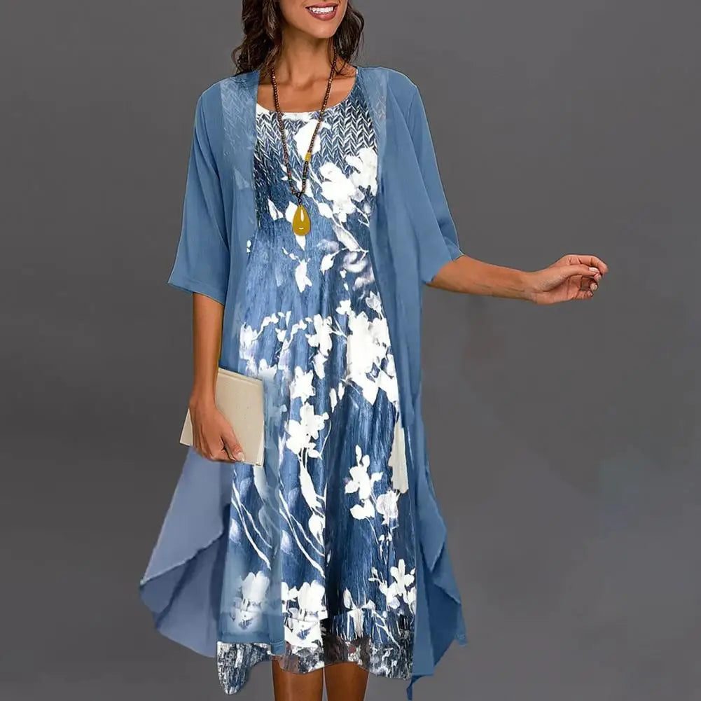elegantes Kleid mit Blumenmuster und halblangen Ärmeln