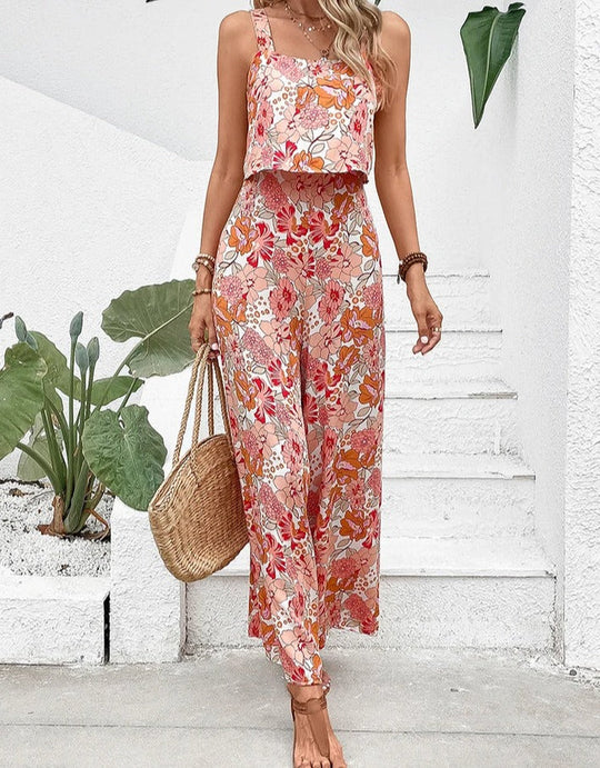 Stylischer Overall mit floraler Eleganz