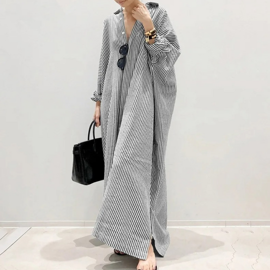 Heidi-Mode | Elegantes Gestreiftes Blusenkleid mit Knöpfen