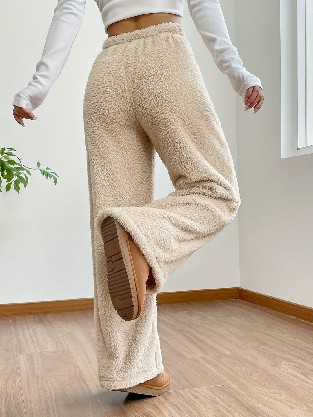 Heidi-Mode | Hosen Stilvoll Durch Den Winter Mit Einer Robusten, Flauschigen, Lockeren Hose