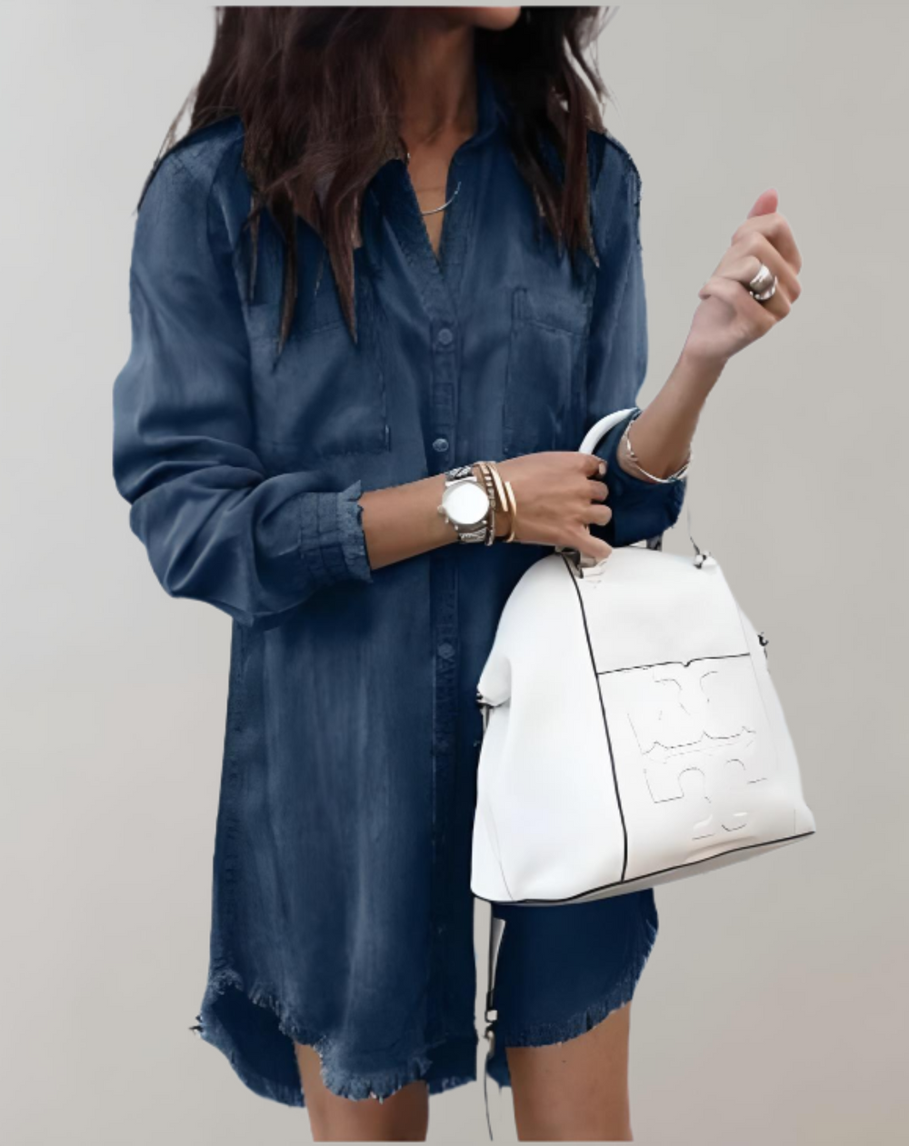 Semi oversized mini denim jurk boven kniehoogte met knopen