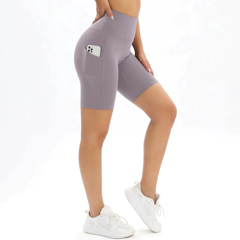 Fitnessshort mit hohem Taillenbund und Tasche