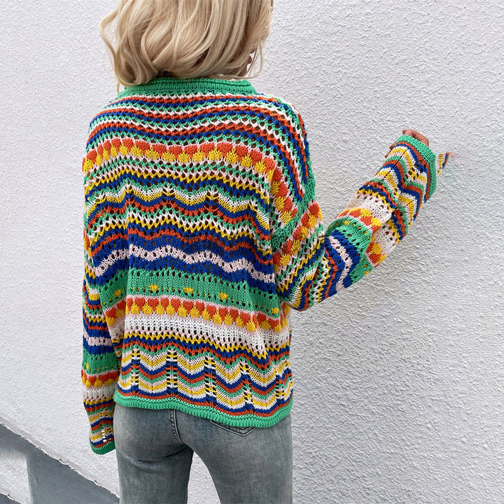 Farbenfroher Damenpullover für einen modischen Look