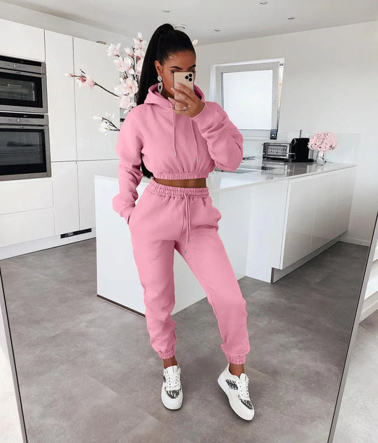 Heidi-Mode | Cropped Hoodie und Jogger Set