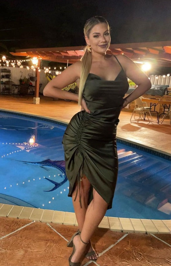 Heidi-Mode | Satin Ärmelloses Rüschen Drawstring Midi Kleider