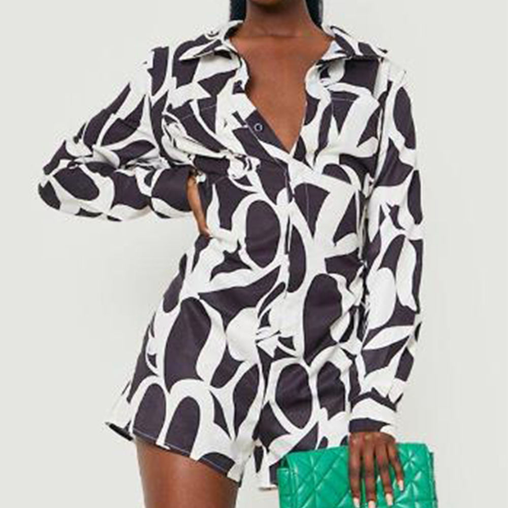 Heidi-Mode | Schwarzer Langärmliger Kurzer Jumpsuit