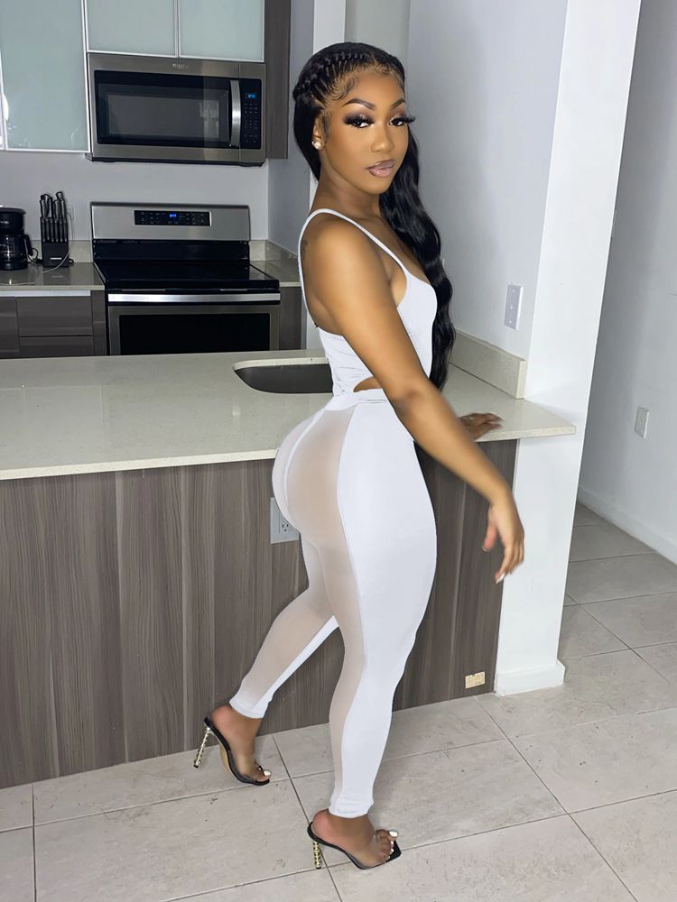 Heidi-Mode | Kollektion Von Mesh Bodysuit und Hosen Satzs