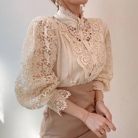 Heidi-Mode | Spitzenbluse mit Stehkragen