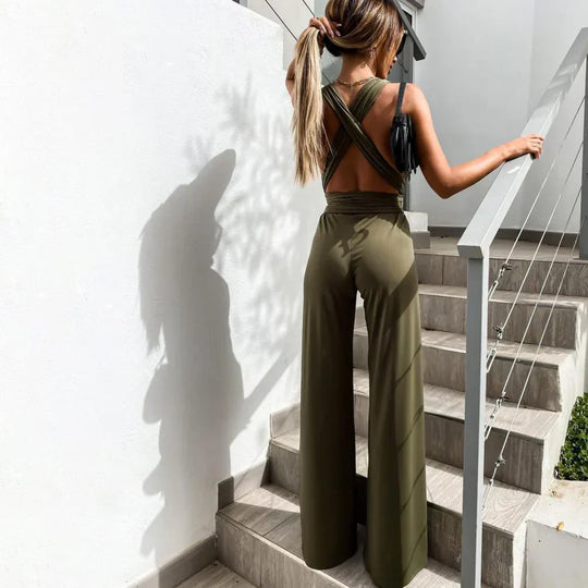 Sommerlicher Jumpsuit mit weiter Hose