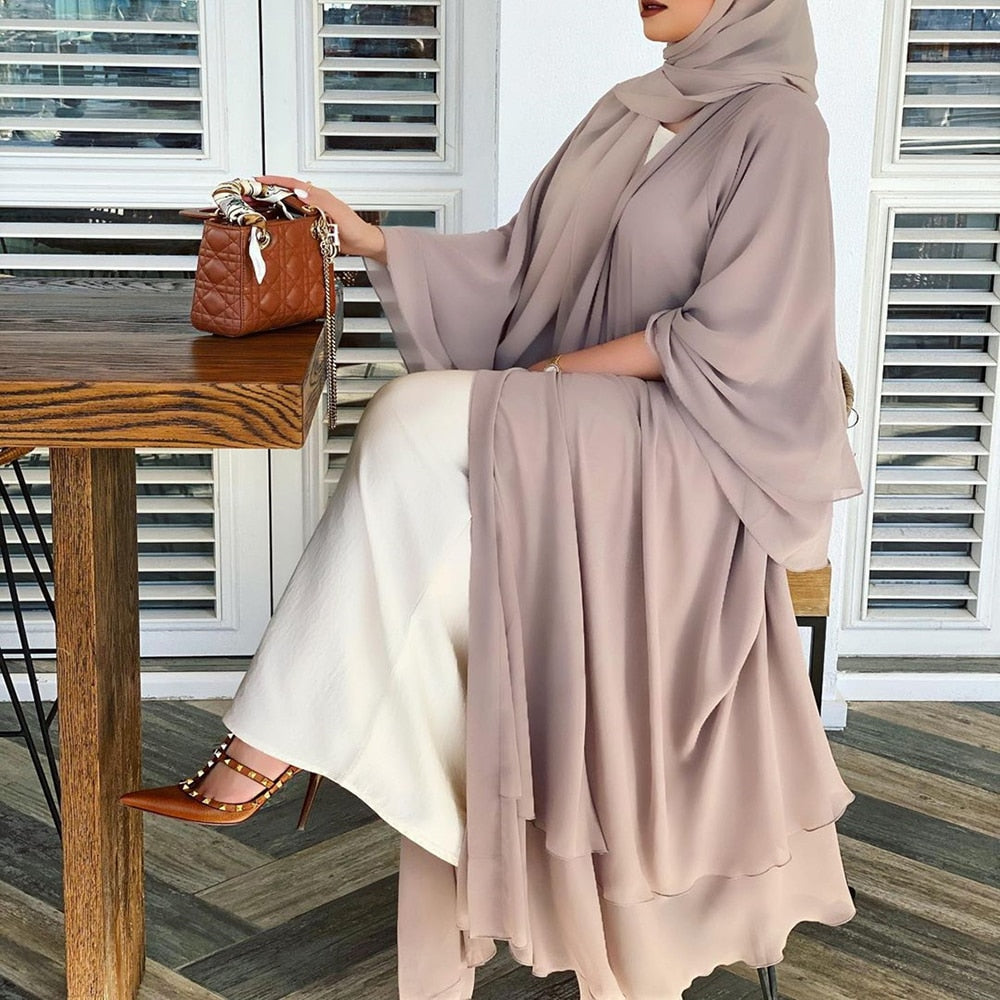 Heidi-Mode - Offene Amina Abaya mit Hijab