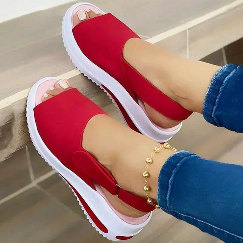Heidi-Mode | Peeptoe-Sandalen mit Plateau für Damen