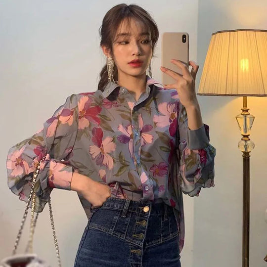 blouse met lange mouwen en gebloemde V-halslijn