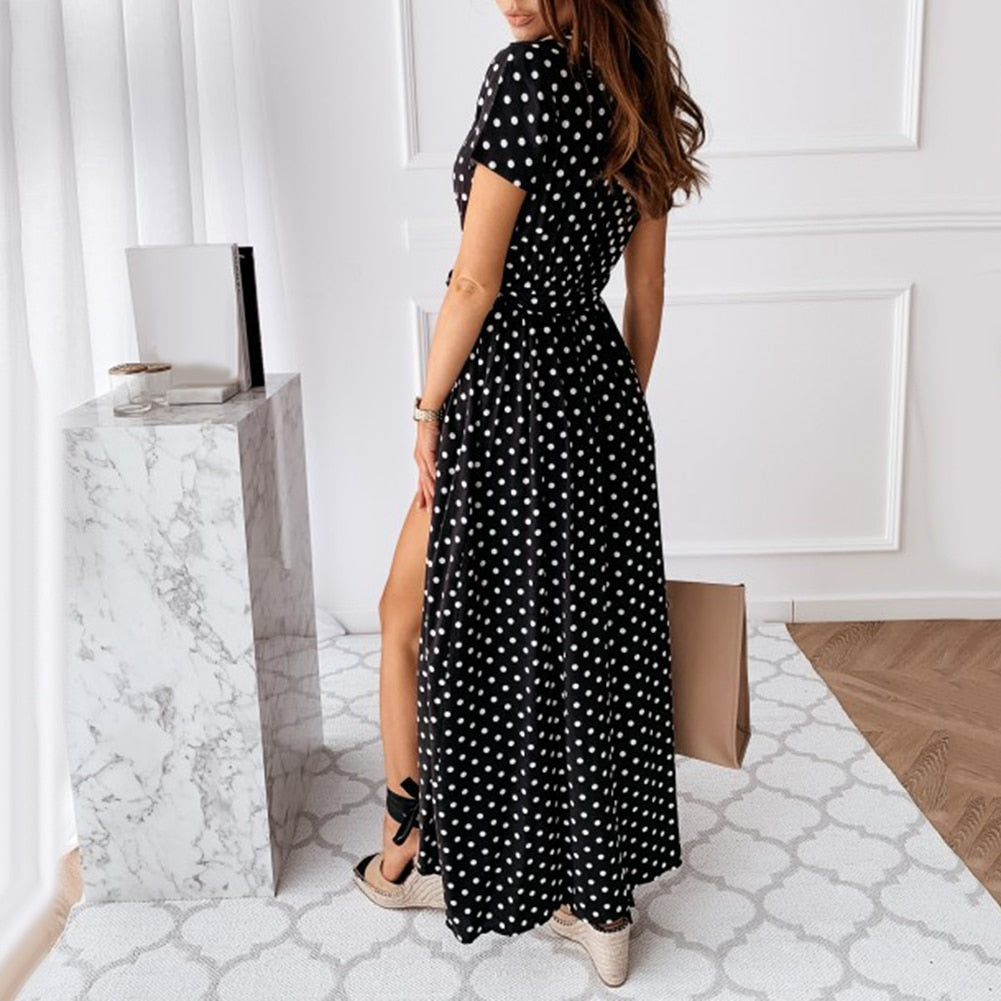 Langes Wickelkleid mit Punkten
