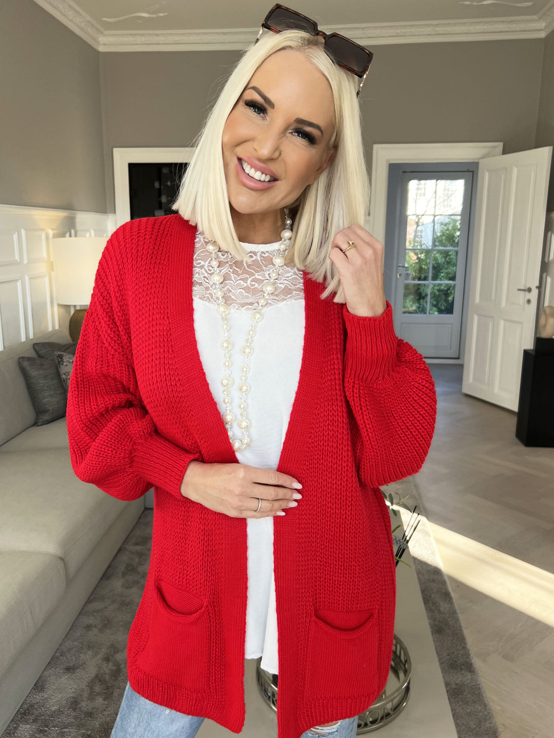 Heidi-Mode | Kurze Strickjacke mit Ballonärmeln