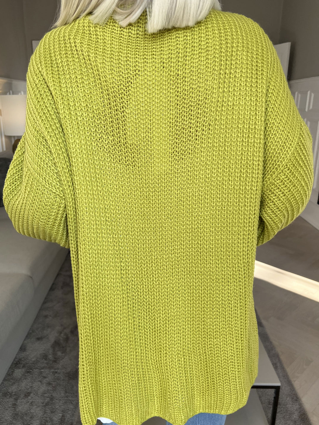 Heidi-Mode | Kurze Strickjacke mit Ballonärmeln